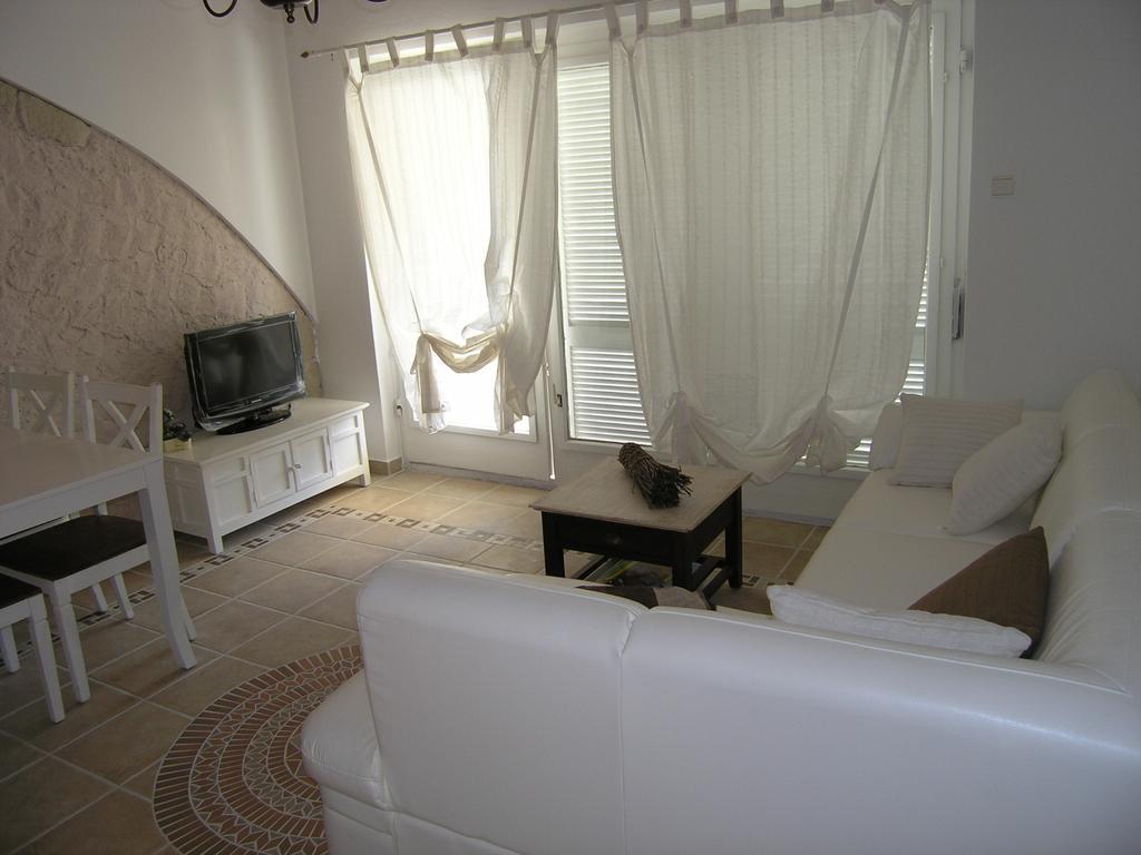 Apartment Damijan Крк Экстерьер фото